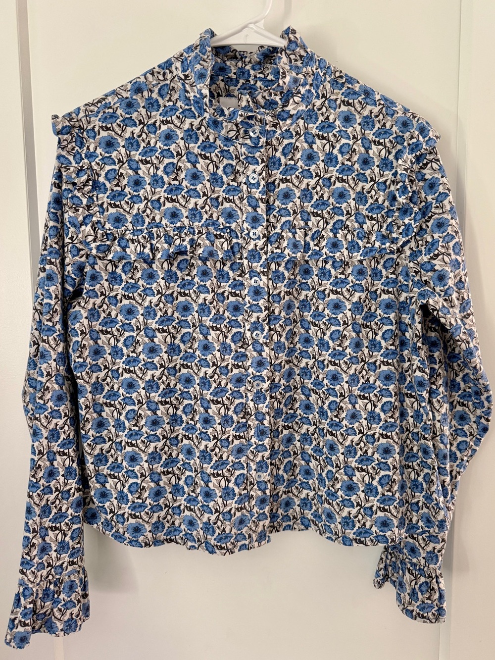 The Shirt by Rochelle Behrens Blue Floral Ruffle Shirt No Gape Technology Size S